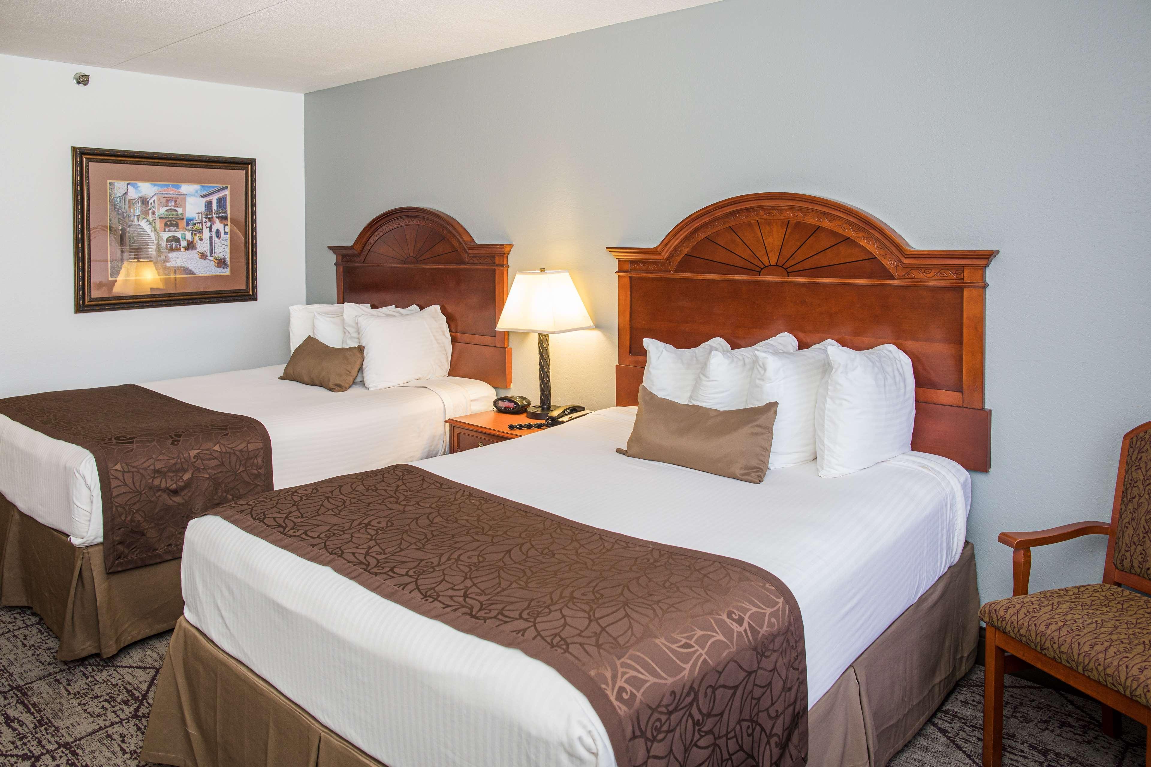 Best Western Plus Longbranch Hotel & Convention Center Cedar Rapids Luaran gambar