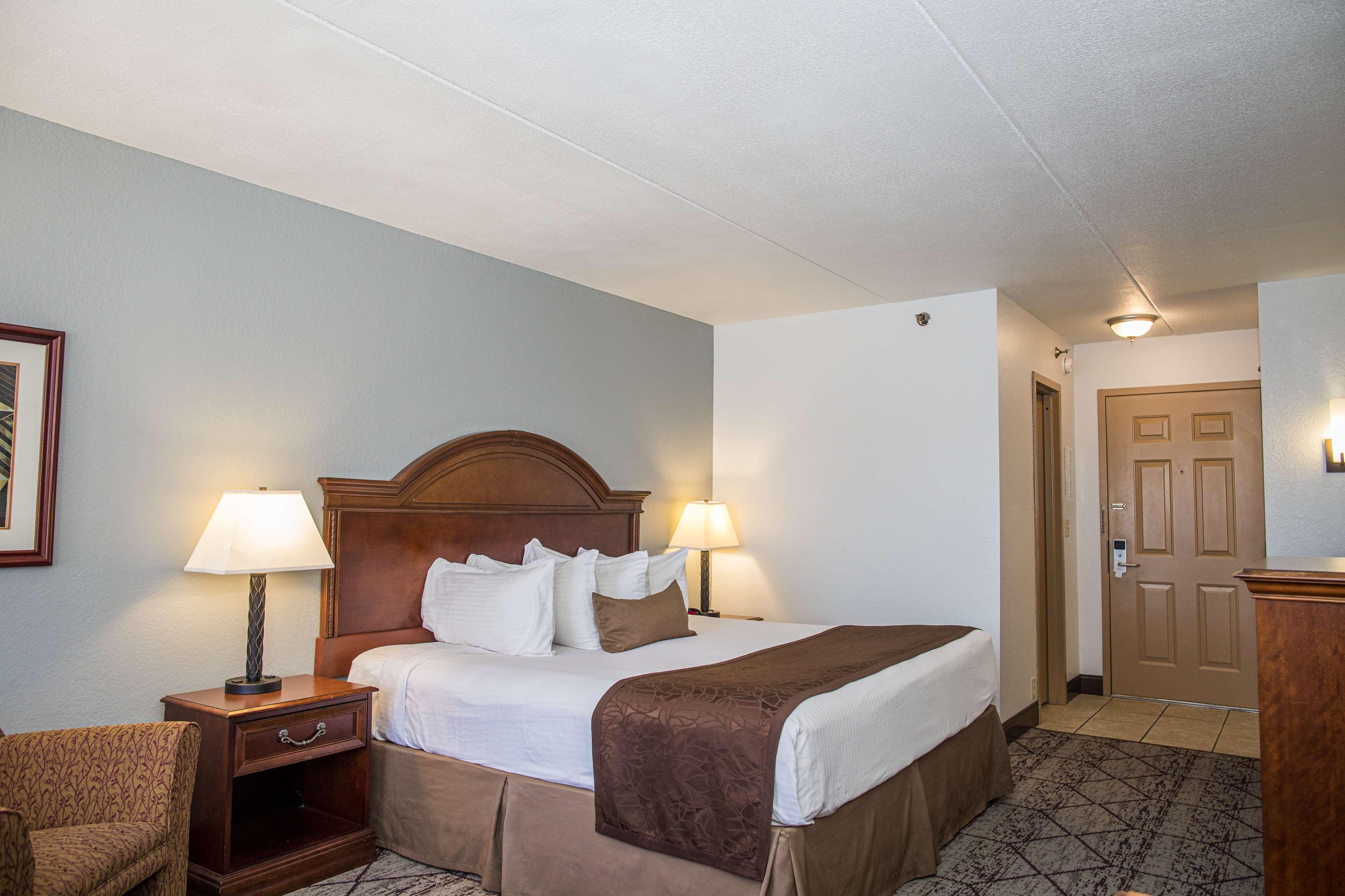 Best Western Plus Longbranch Hotel & Convention Center Cedar Rapids Luaran gambar