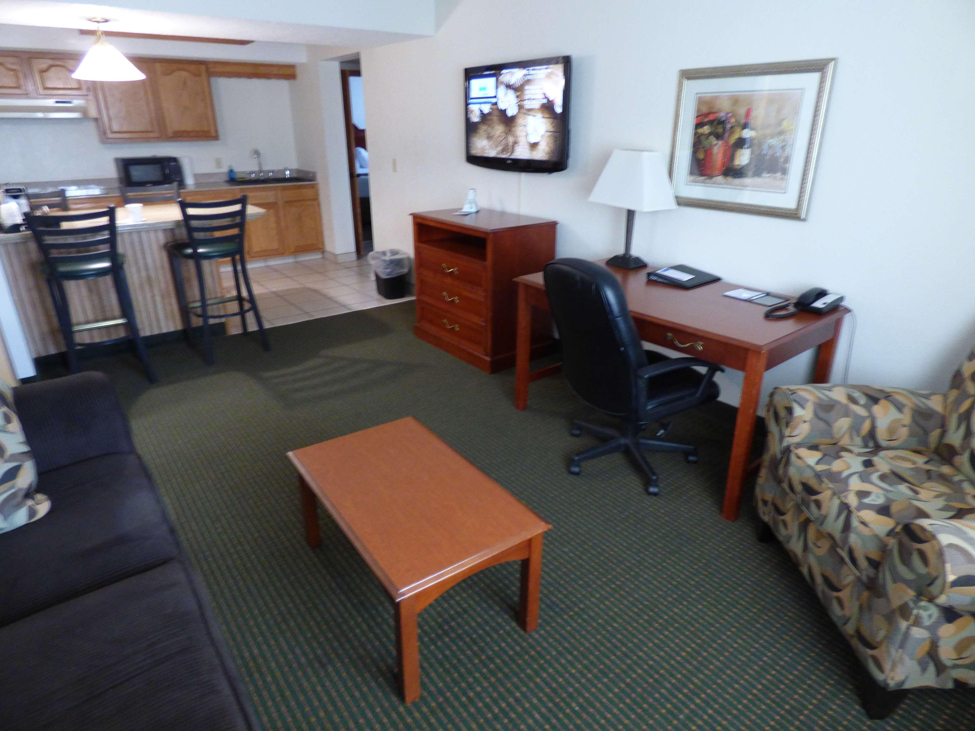 Best Western Plus Longbranch Hotel & Convention Center Cedar Rapids Luaran gambar