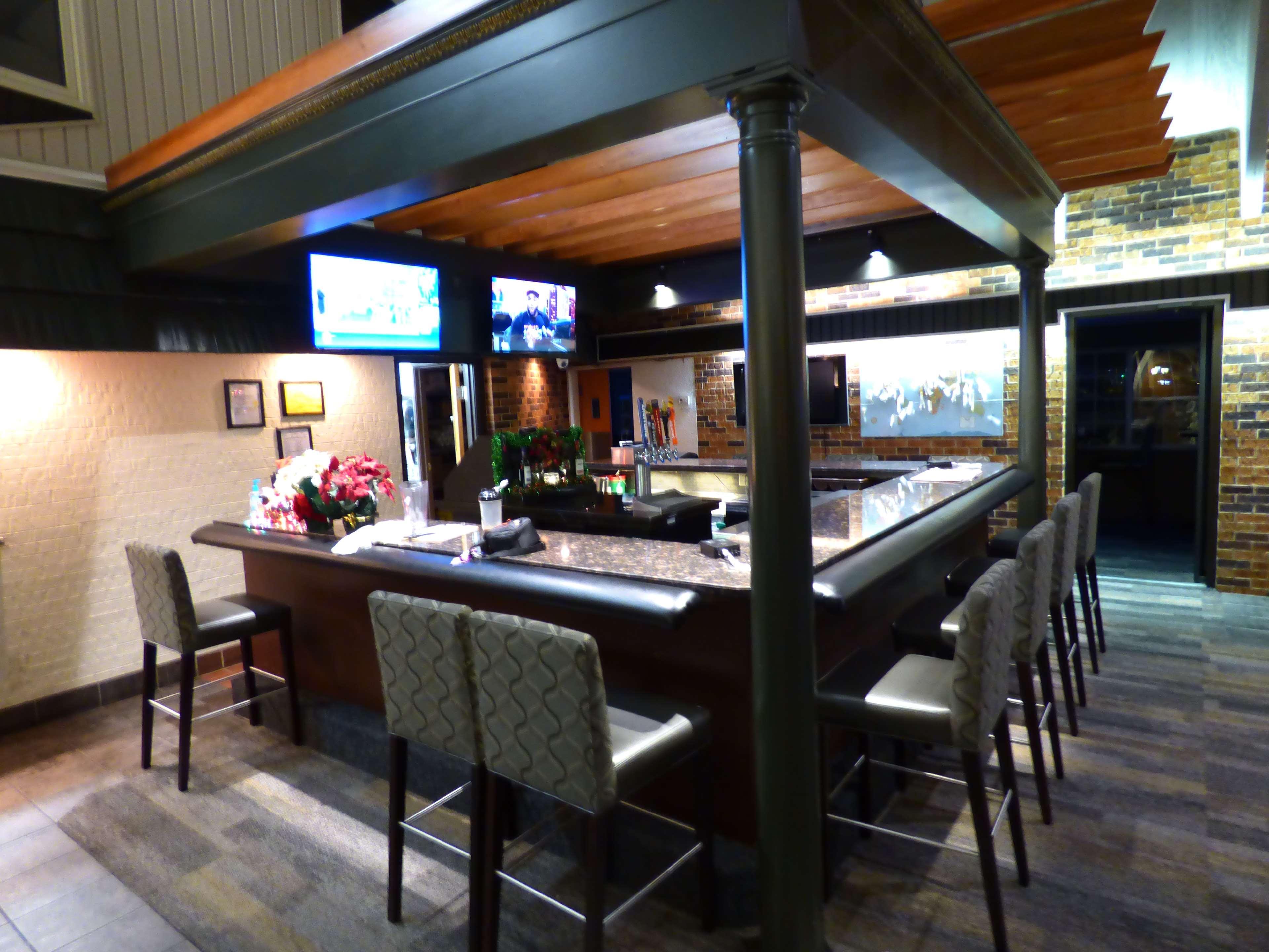 Best Western Plus Longbranch Hotel & Convention Center Cedar Rapids Luaran gambar