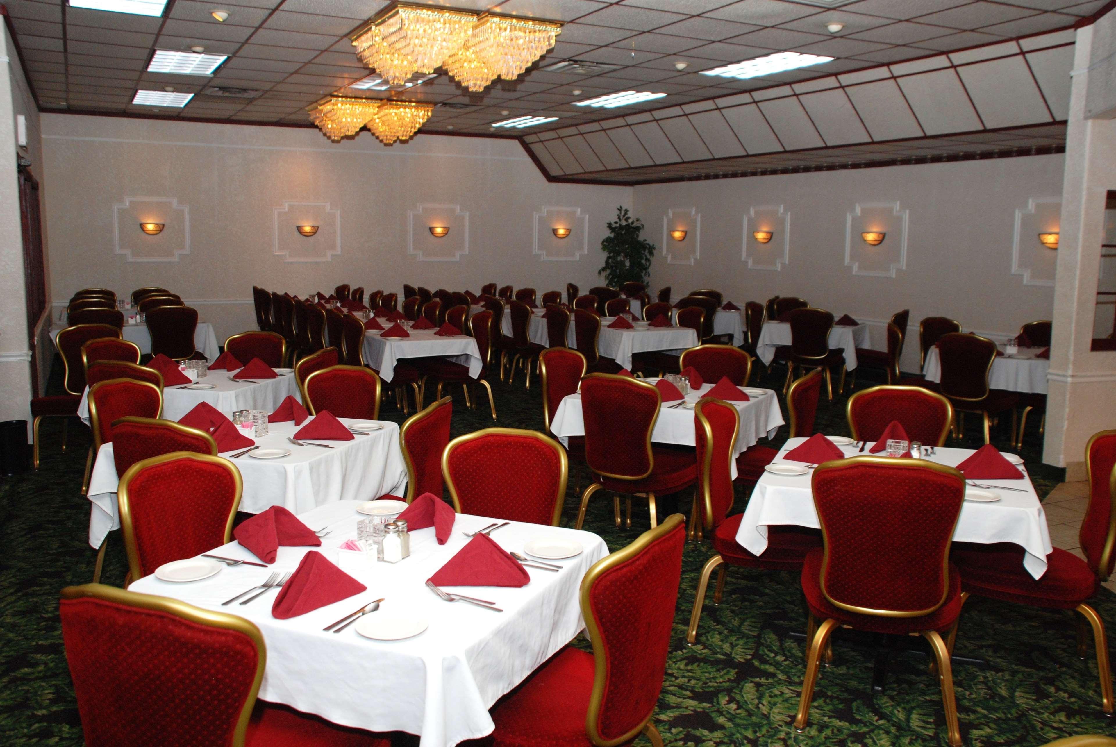 Best Western Plus Longbranch Hotel & Convention Center Cedar Rapids Luaran gambar