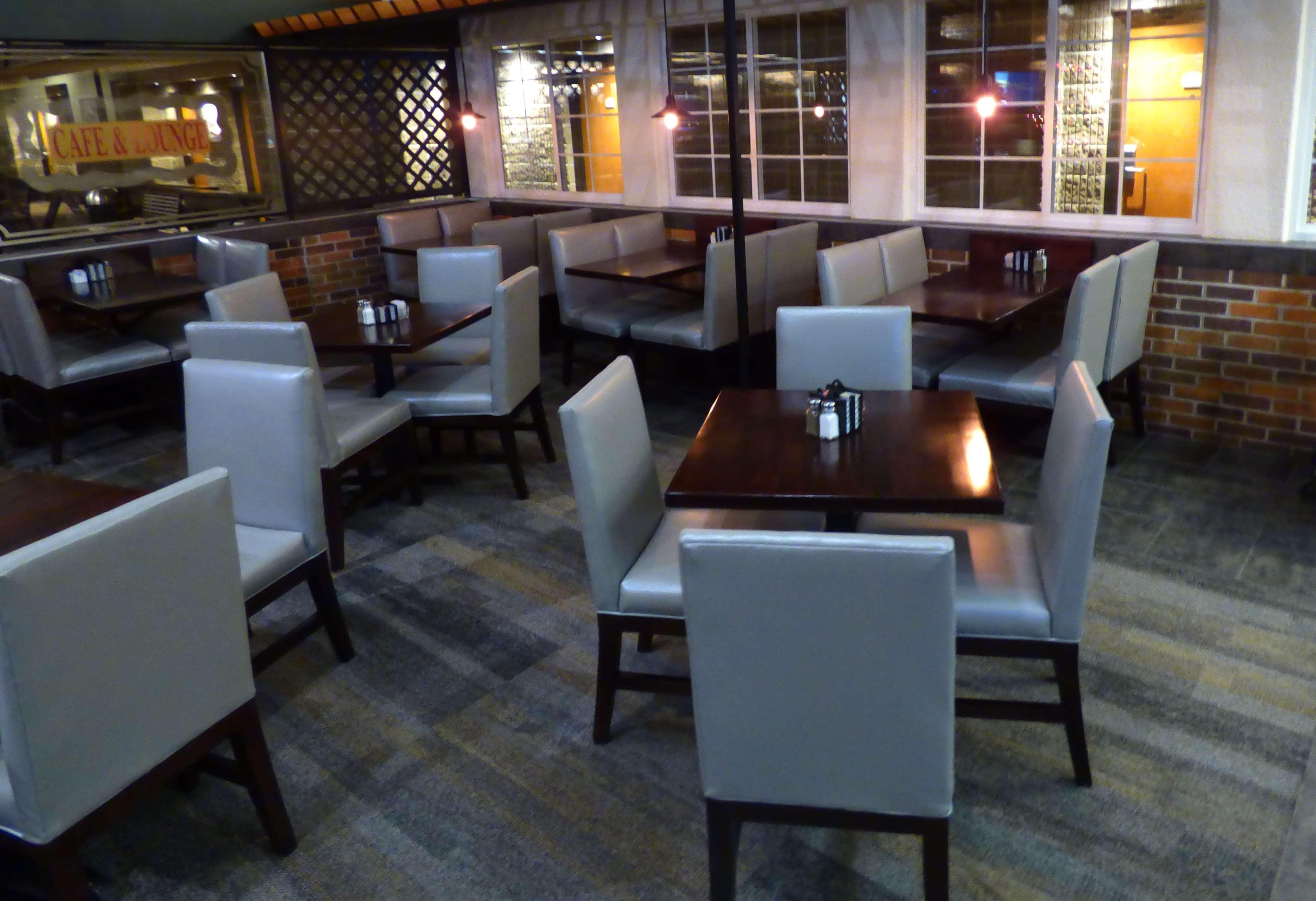 Best Western Plus Longbranch Hotel & Convention Center Cedar Rapids Luaran gambar