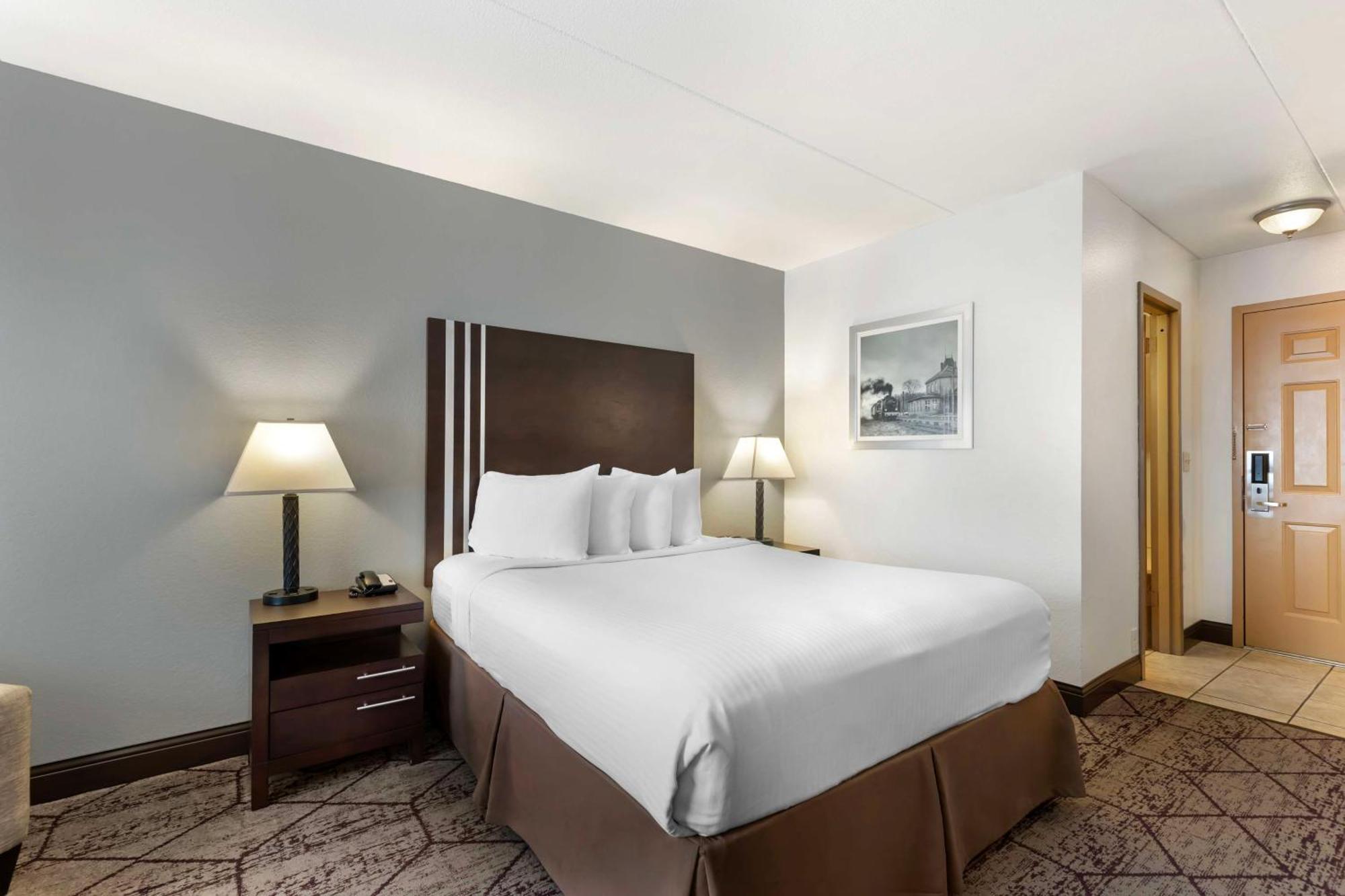 Best Western Plus Longbranch Hotel & Convention Center Cedar Rapids Luaran gambar