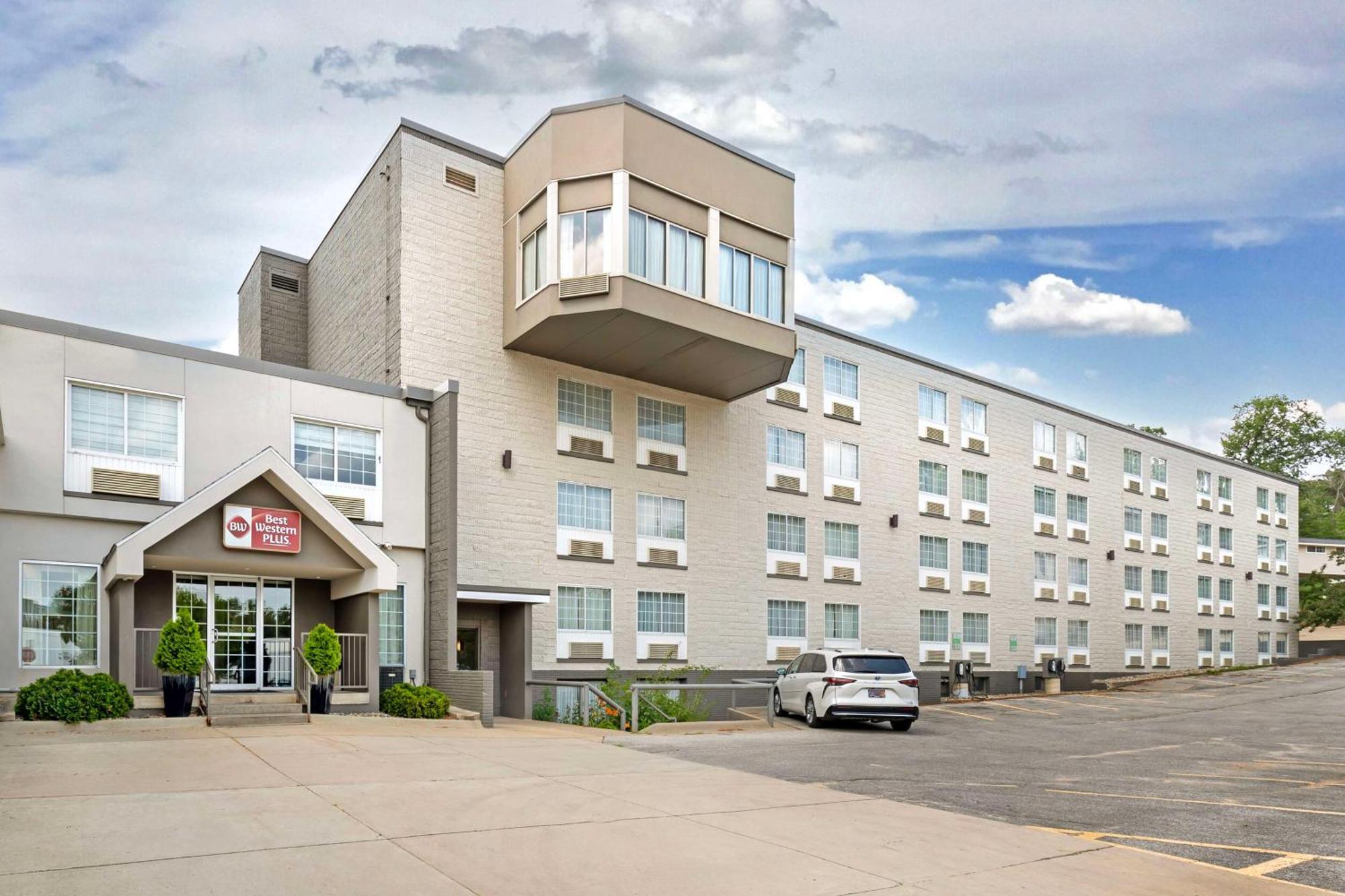 Best Western Plus Longbranch Hotel & Convention Center Cedar Rapids Luaran gambar